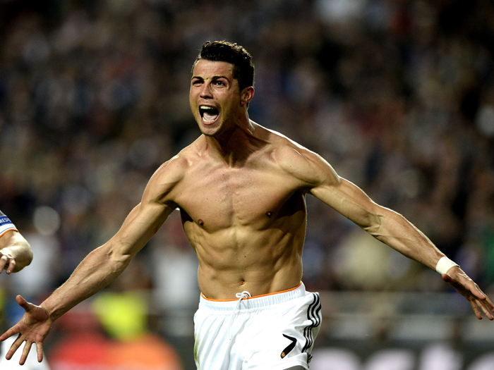 意甲：尤文2-0轻取卡利亚里