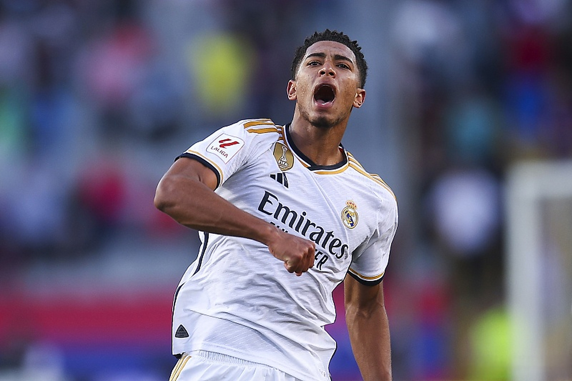 CBA俱乐部杯-奎因29分广东轻取广州 香港金牛胜同曦