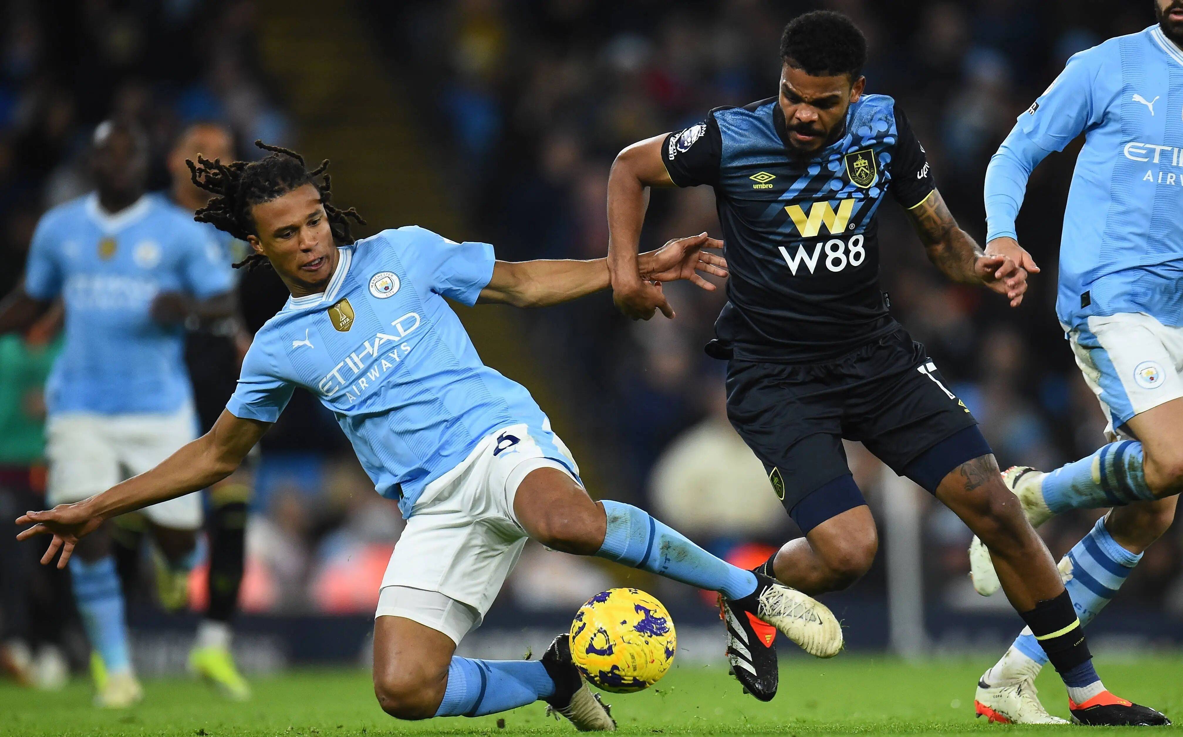 CBA杯战报：李炎哲20分6板，新疆95-94险胜深圳